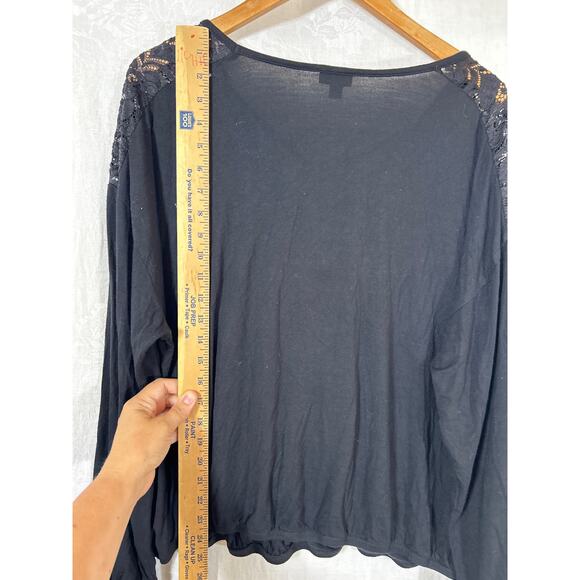 Torrid 2 2X Black Faux Wrap Top Strappy Lace Detail Boho - Picture 12 of 12